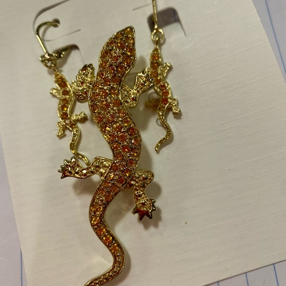 NWT. Iguana set  brooch & earring set gold tones - icon collection -gorgeous! - Picture 3 of 8